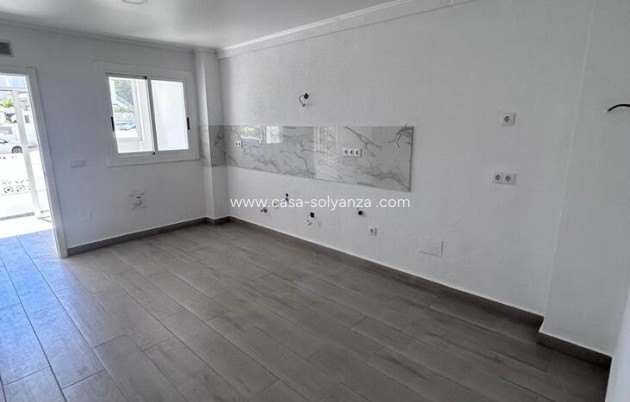 Resale - Apartment / flat - Torrevieja - Torreblanca