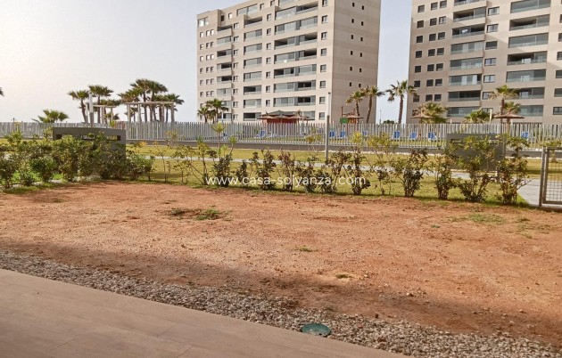 Resale - Apartment / flat - Torrevieja - Punta Prima