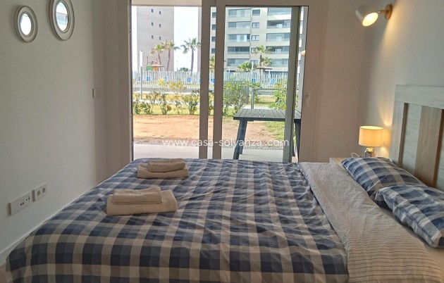 Resale - Apartment / flat - Torrevieja - Punta Prima