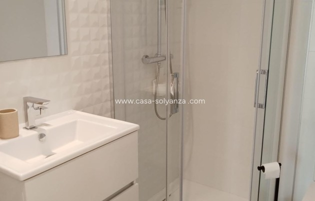 Resale - Apartment / flat - Torrevieja - Punta Prima