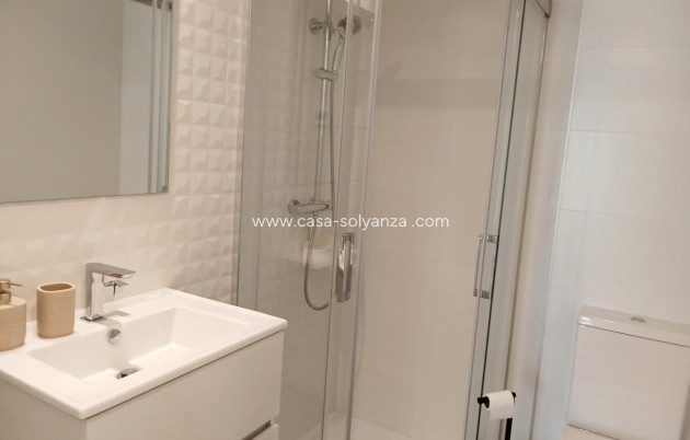 Resale - Apartment / flat - Torrevieja - Punta Prima