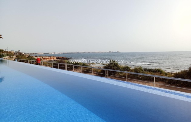Resale - Apartment / flat - Torrevieja - Punta Prima