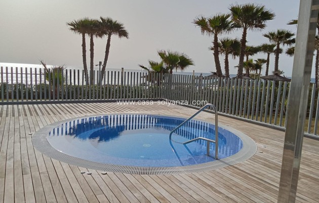 Resale - Apartment / flat - Torrevieja - Punta Prima