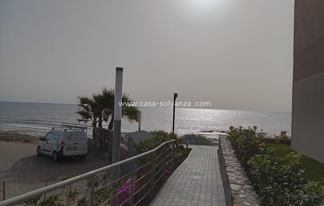 Resale - Apartment / flat - Torrevieja - Punta Prima