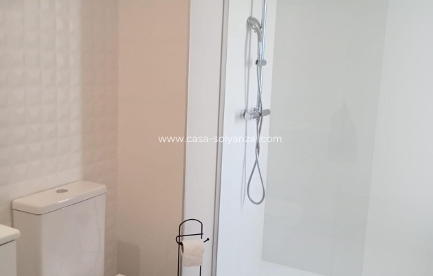 Resale - Apartment / flat - Torrevieja - Punta Prima