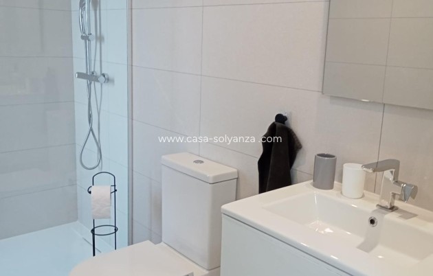 Resale - Apartment / flat - Torrevieja - Punta Prima