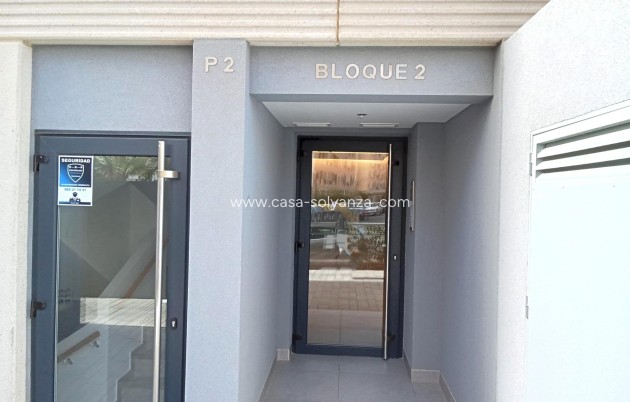 Resale - Apartment / flat - Torrevieja - Punta Prima