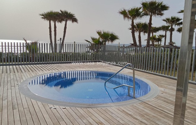 Resale - Apartment / flat - Torrevieja - Punta Prima