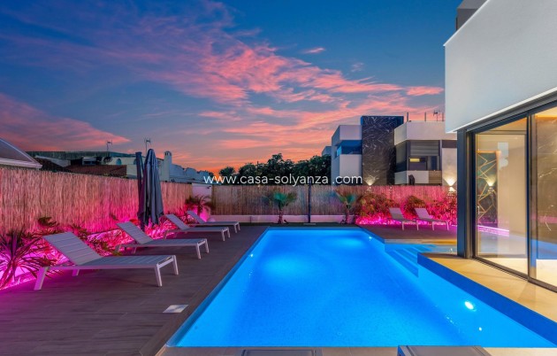 Resale - Villa - Torrevieja - Torreta Florida