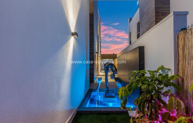 Resale - Villa - Torrevieja - Torreta Florida