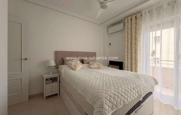 Resale - Apartment / flat - Torrevieja - Center