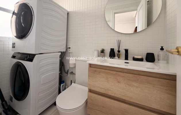 Resale - Apartment / flat - Torrevieja - Center