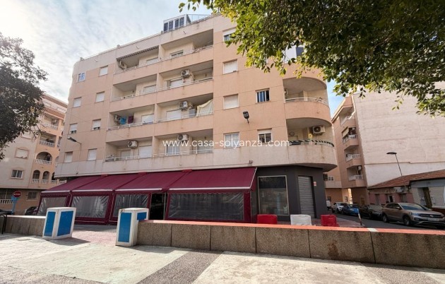 Resale - Apartment / flat - Torrevieja - Center