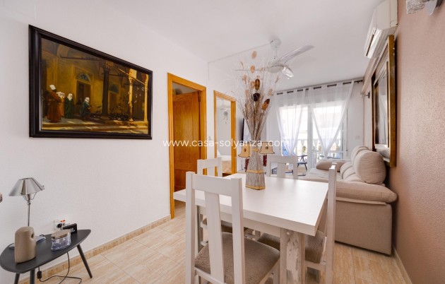 Resale - Apartment / flat - Torrevieja - Estacion Autobuses
