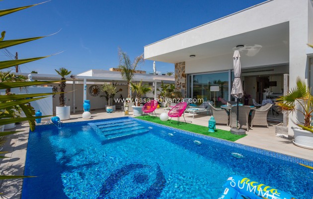 Herverkoop - Villa - Torrevieja - La Siesta
