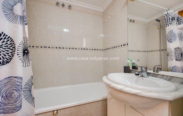 Resale - Apartment / flat - Torrevieja - Estacion Autobuses