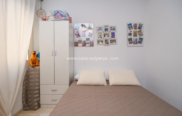 Resale - Apartment / flat - Torrevieja - Estacion Autobuses