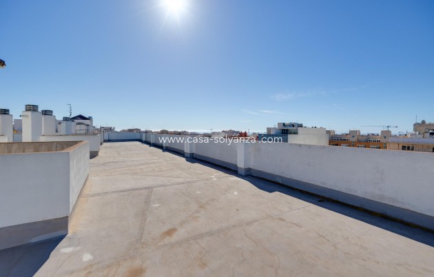 Resale - Apartment / flat - Torrevieja - Estacion Autobuses