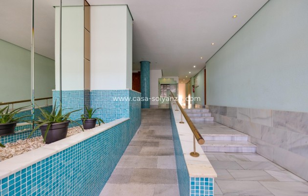 Resale - Apartment / flat - Torrevieja - Estacion Autobuses