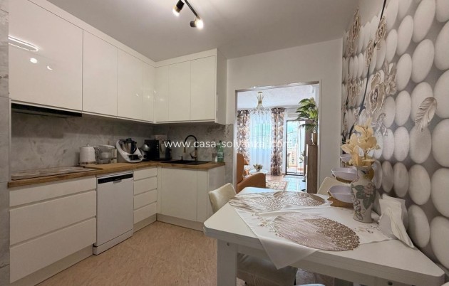 Resale - Apartment / flat - Torrevieja - Nueva Torrevieja