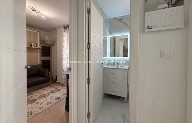 Resale - Apartment / flat - Torrevieja - Nueva Torrevieja