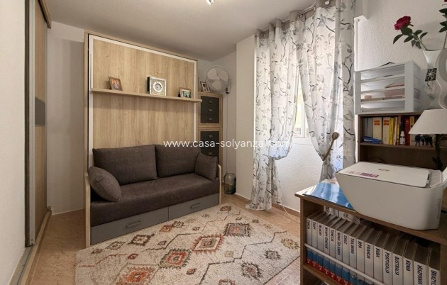 Resale - Apartment / flat - Torrevieja - Nueva Torrevieja