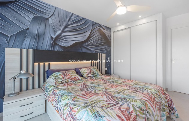 Resale - Apartment / flat - Torrevieja - Costa Blanca