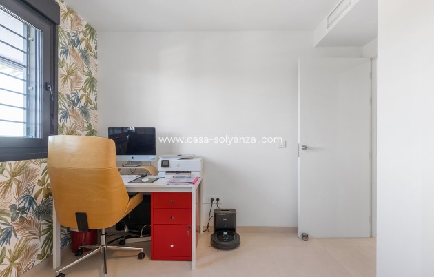 Resale - Apartment / flat - Torrevieja - Costa Blanca