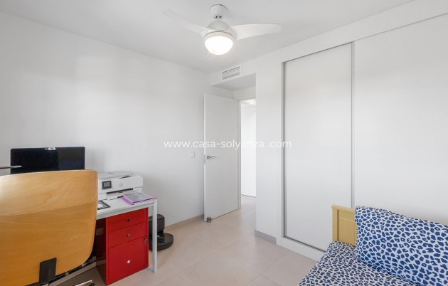 Resale - Apartment / flat - Torrevieja - Costa Blanca