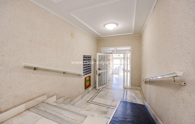 Wiederverkauf - Wohnung - Torrevieja - Acequion