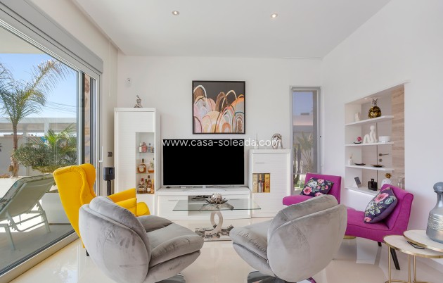 Herverkoop - Villa - Torrevieja - La Siesta
