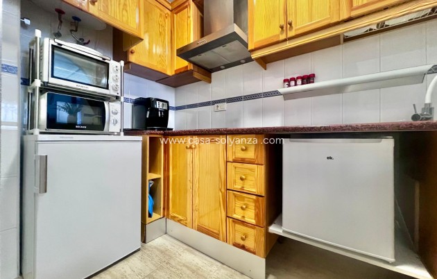 Resale - Apartment / flat - Torrevieja - Acequion