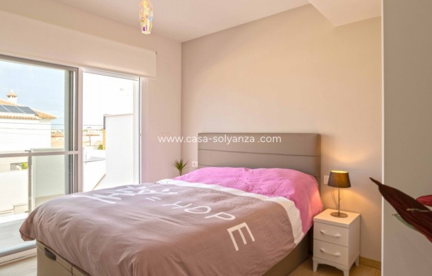 Resale - Apartment / flat - Orihuela Costa - Villamartín