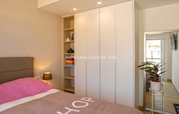 Resale - Apartment / flat - Orihuela Costa - Villamartín