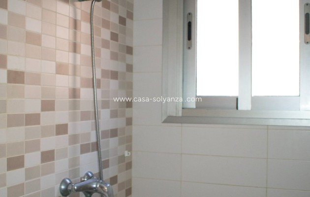 Resale - Apartment / flat - Guardamar del Segura - Pueblo