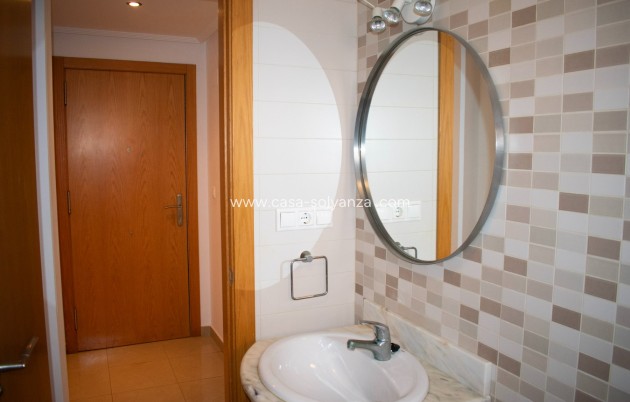 Resale - Apartment / flat - Guardamar del Segura - Pueblo