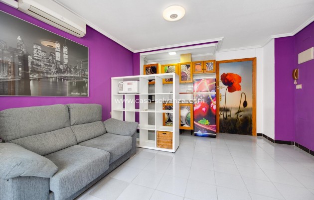 Resale - Apartment / flat - Torrevieja - Playa de los Locos