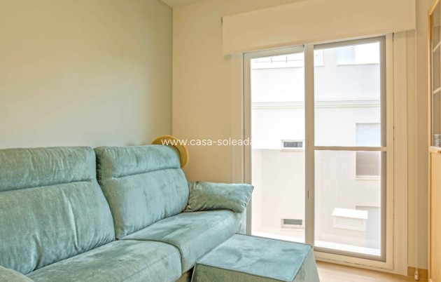 Resale - Apartment / flat - Orihuela Costa - Villamartín
