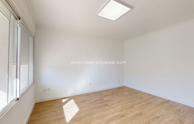 Resale - Bungalow - Orihuela - Villamartin