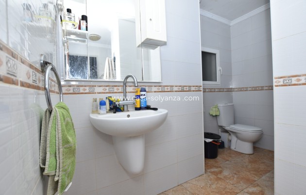 Resale - Apartment / flat - Torrevieja - Costa Blanca