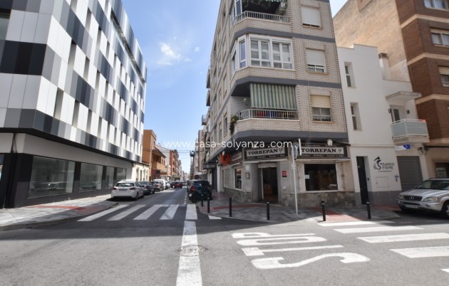 Resale - Apartment / flat - Torrevieja - Costa Blanca