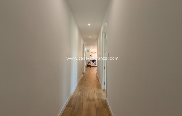 Resale - Villa - Los Balcones - Costa Blanca