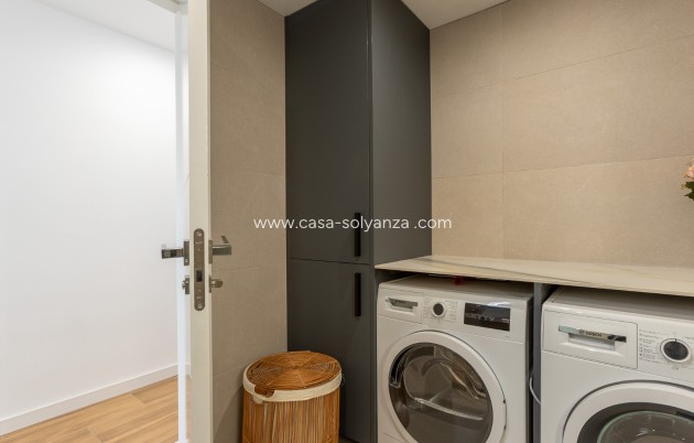 Resale - Villa - Los Balcones - Costa Blanca