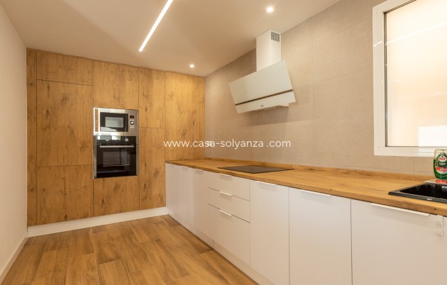 Resale - Villa - Los Balcones - Costa Blanca