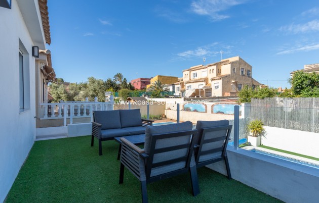 Resale - Villa - Los Balcones - Costa Blanca