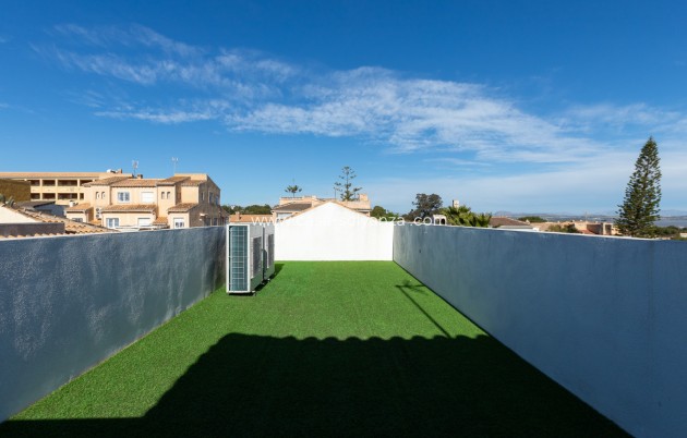 Resale - Villa - Los Balcones - Costa Blanca