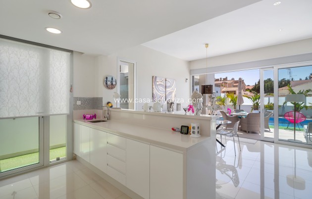 Herverkoop - Villa - Torrevieja - La Siesta