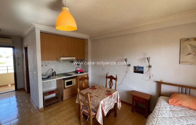 Resale - Apartment / flat - Torrevieja - Miramar - Torre Del Moro