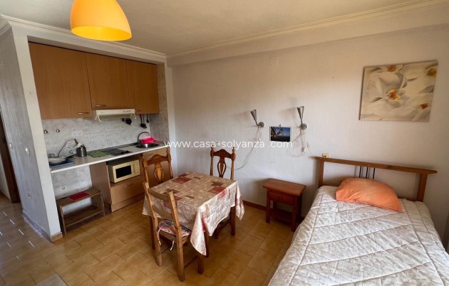 Resale - Apartment / flat - Torrevieja - Miramar - Torre Del Moro