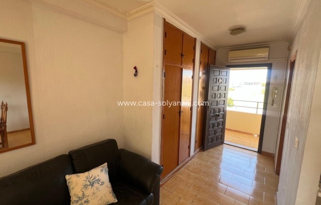 Resale - Apartment / flat - Torrevieja - Miramar - Torre Del Moro